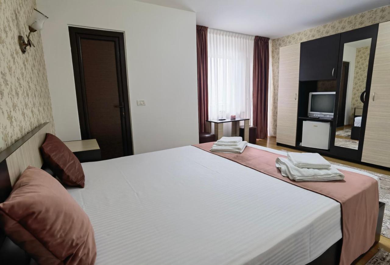 Pensiunea Royal Borşa 外观 照片