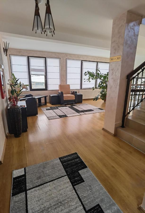 Pensiunea Royal Borşa 外观 照片