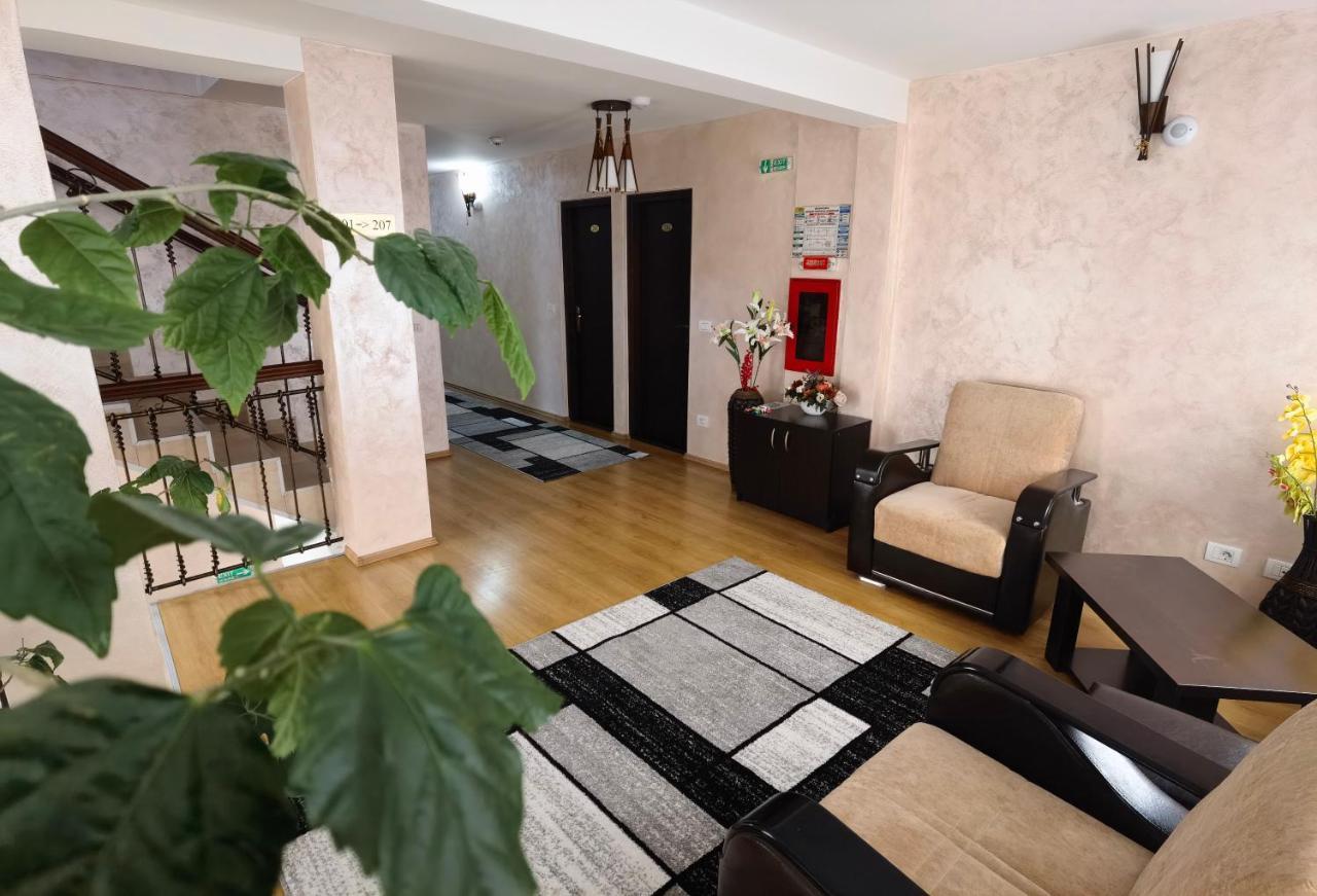 Pensiunea Royal Borşa 外观 照片