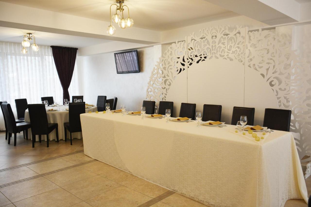 Pensiunea Royal Borşa 外观 照片